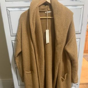 Love stitch coatigan